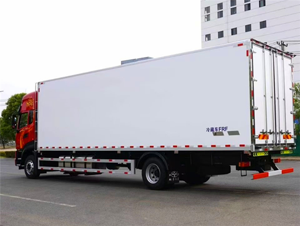 �������PLUS 9��6��س�330����