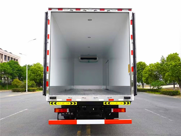 �������PLUS 9��6��س�330����